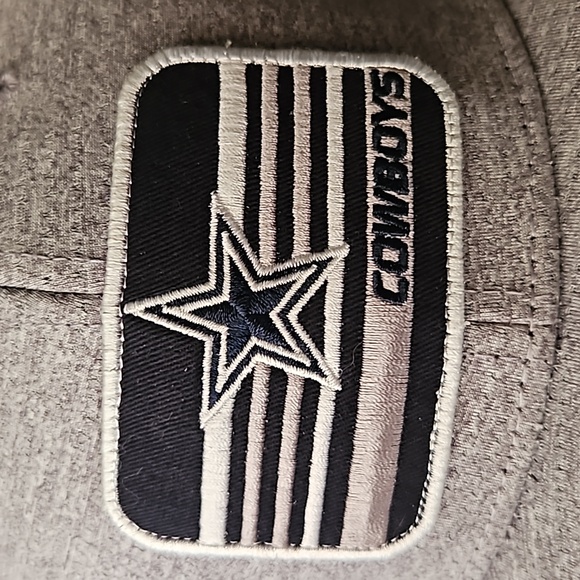 NFL Men’s Dallas Cowboys Embroidery Snap Closure Hat - Picture 4 of 7